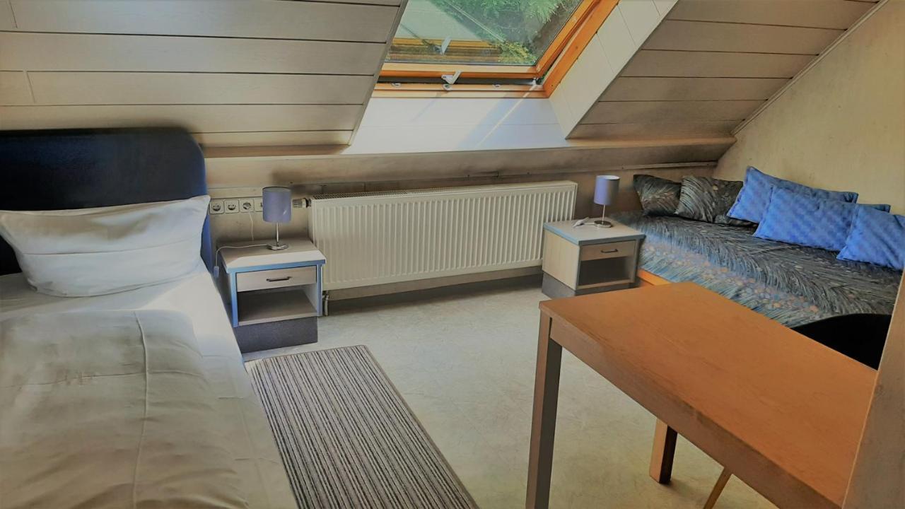 Landgasthof Schwarz Windsbach Bagian luar foto