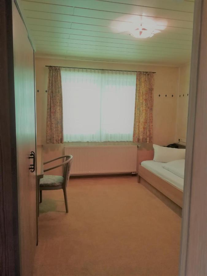 Landgasthof Schwarz Windsbach Bagian luar foto